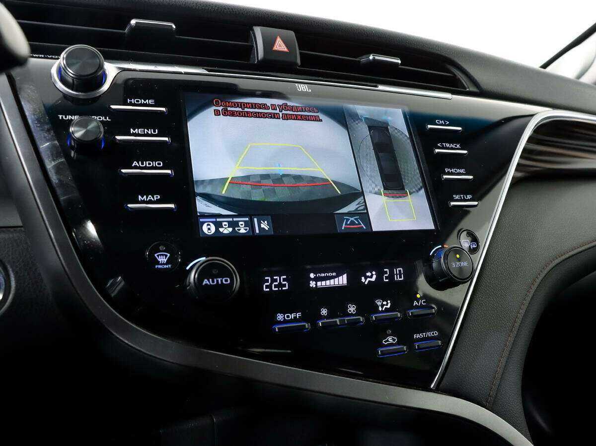 Toyota Camry 2019 года с пробегом. Фото: #17