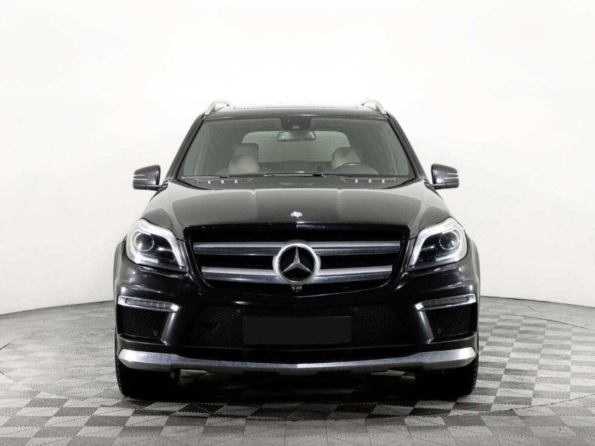 Mercedes-Benz GL-Класс 2015 года с пробегом. Фото: #1