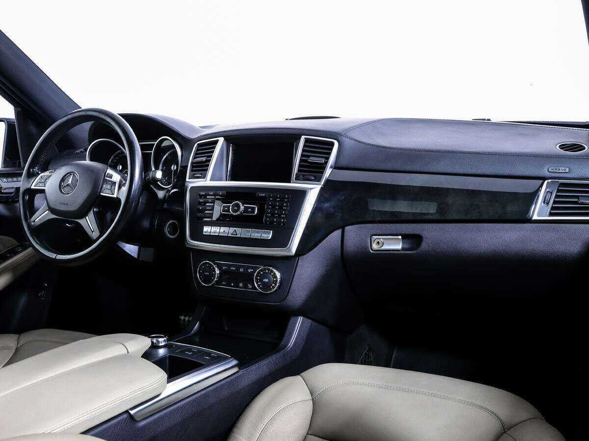 Mercedes-Benz GL-Класс 2015 года с пробегом. Фото: #5
