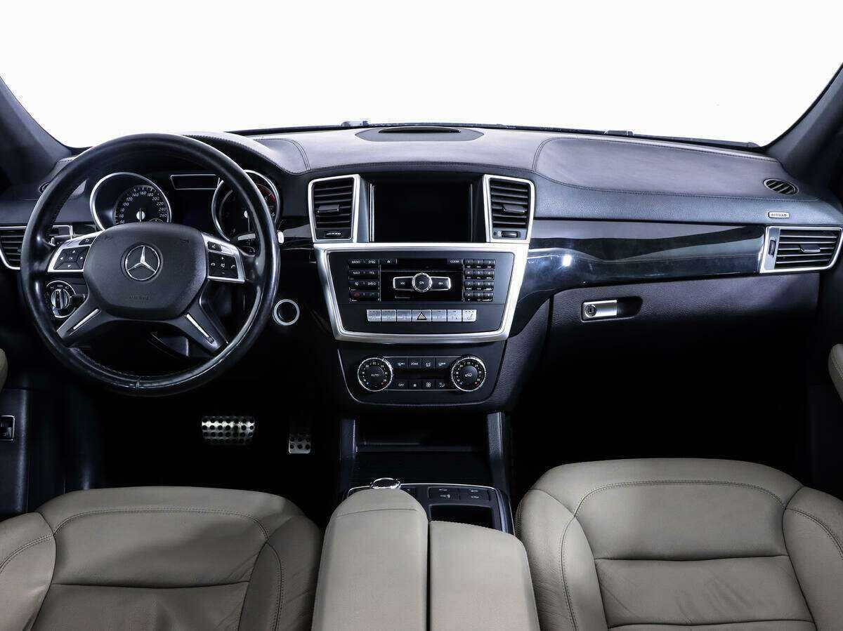 Mercedes-Benz GL-Класс 2015 года с пробегом. Фото: #6