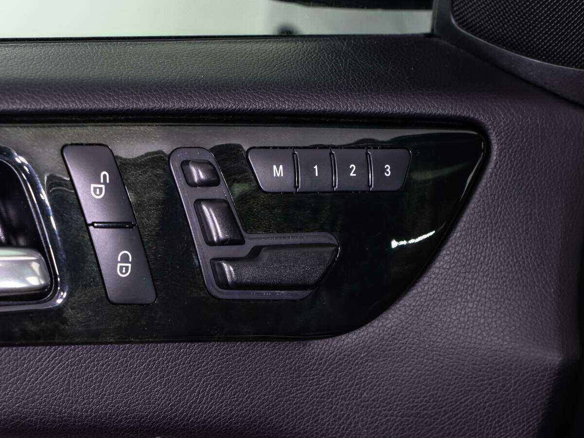 Mercedes-Benz GL-Класс 2015 года с пробегом. Фото: #16