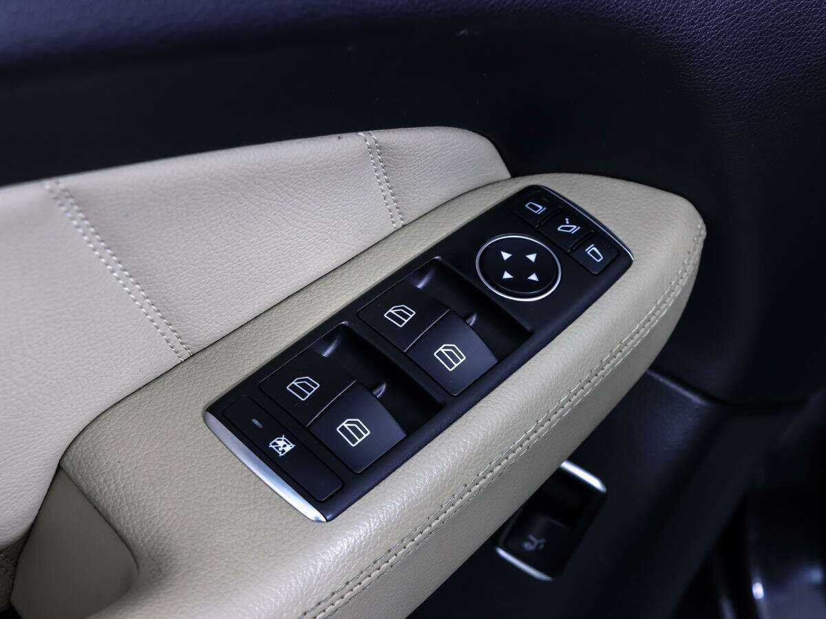 Mercedes-Benz GL-Класс 2015 года с пробегом. Фото: #18