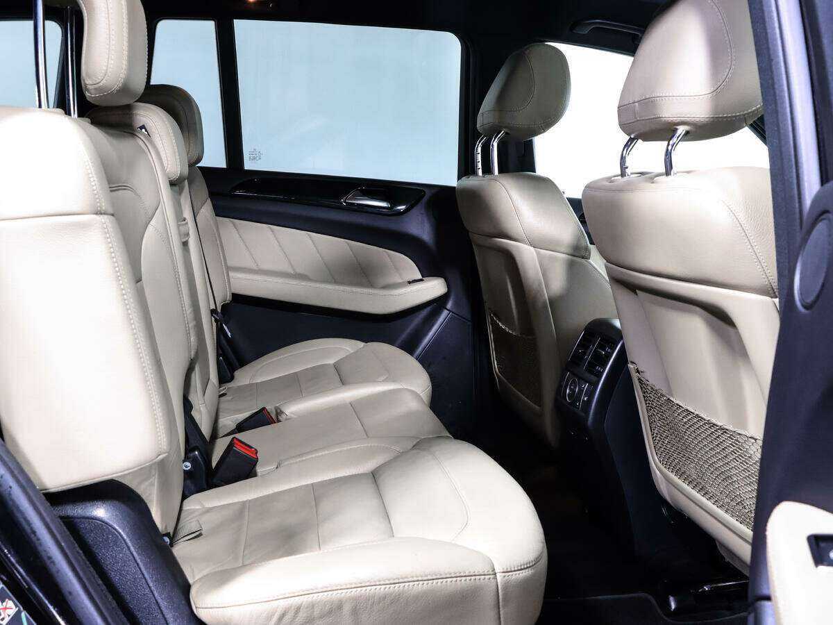 Mercedes-Benz GL-Класс 2015 года с пробегом. Фото: #20