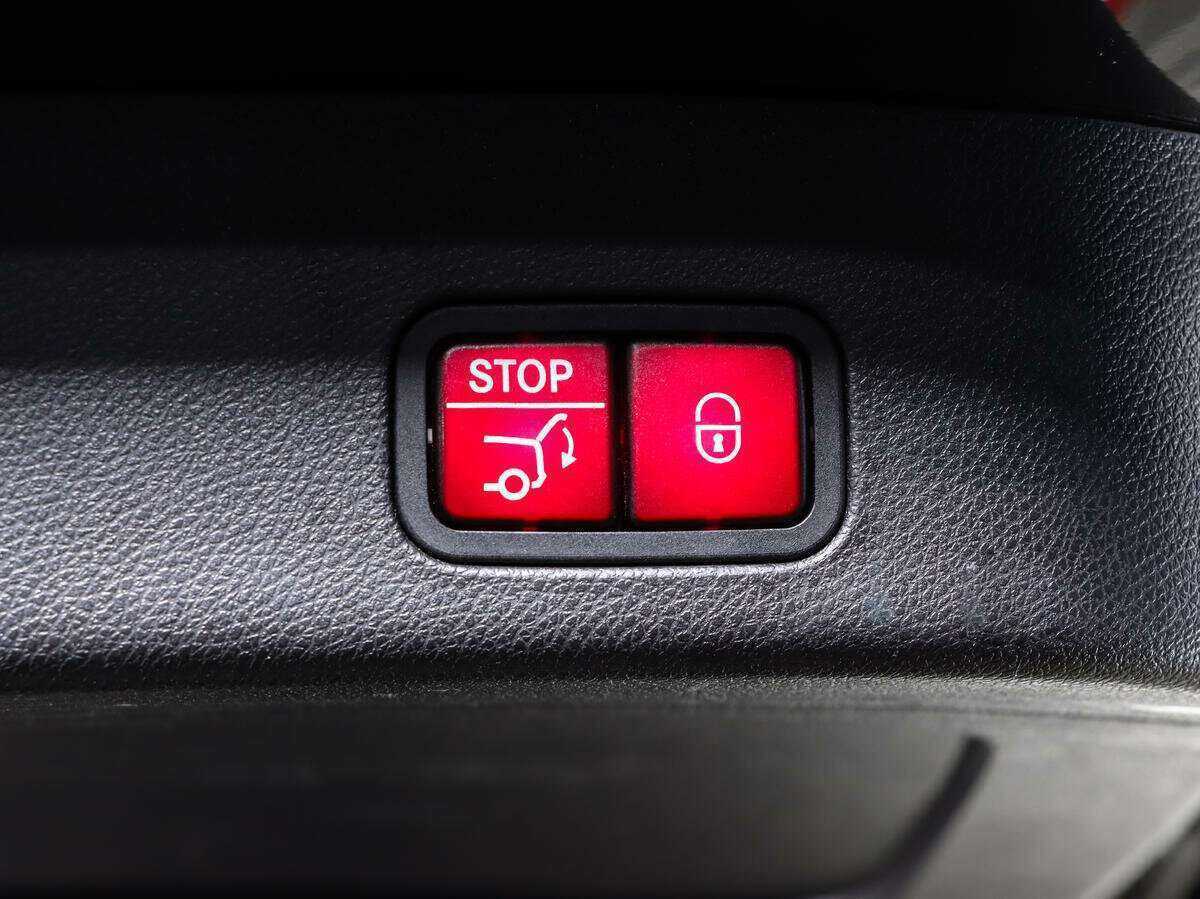 Mercedes-Benz GL-Класс 2015 года с пробегом. Фото: #23