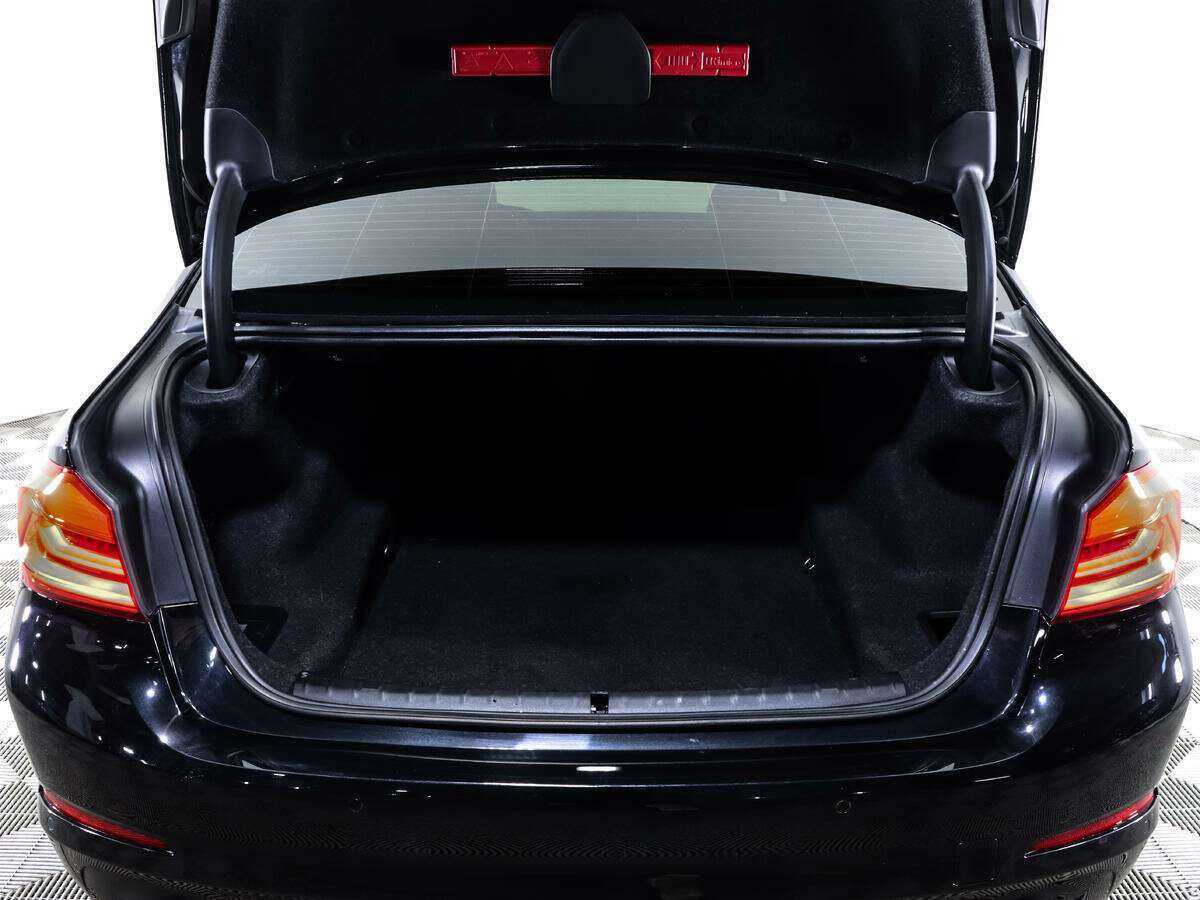 BMW 5 серии 2020 года с пробегом. Фото: #15