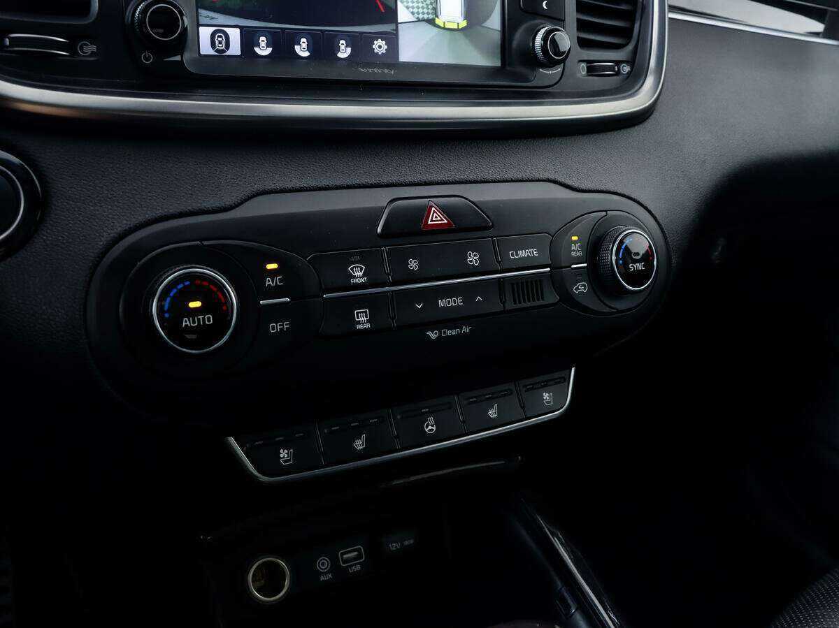 Kia Sorento 2017 года с пробегом. Фото: #22