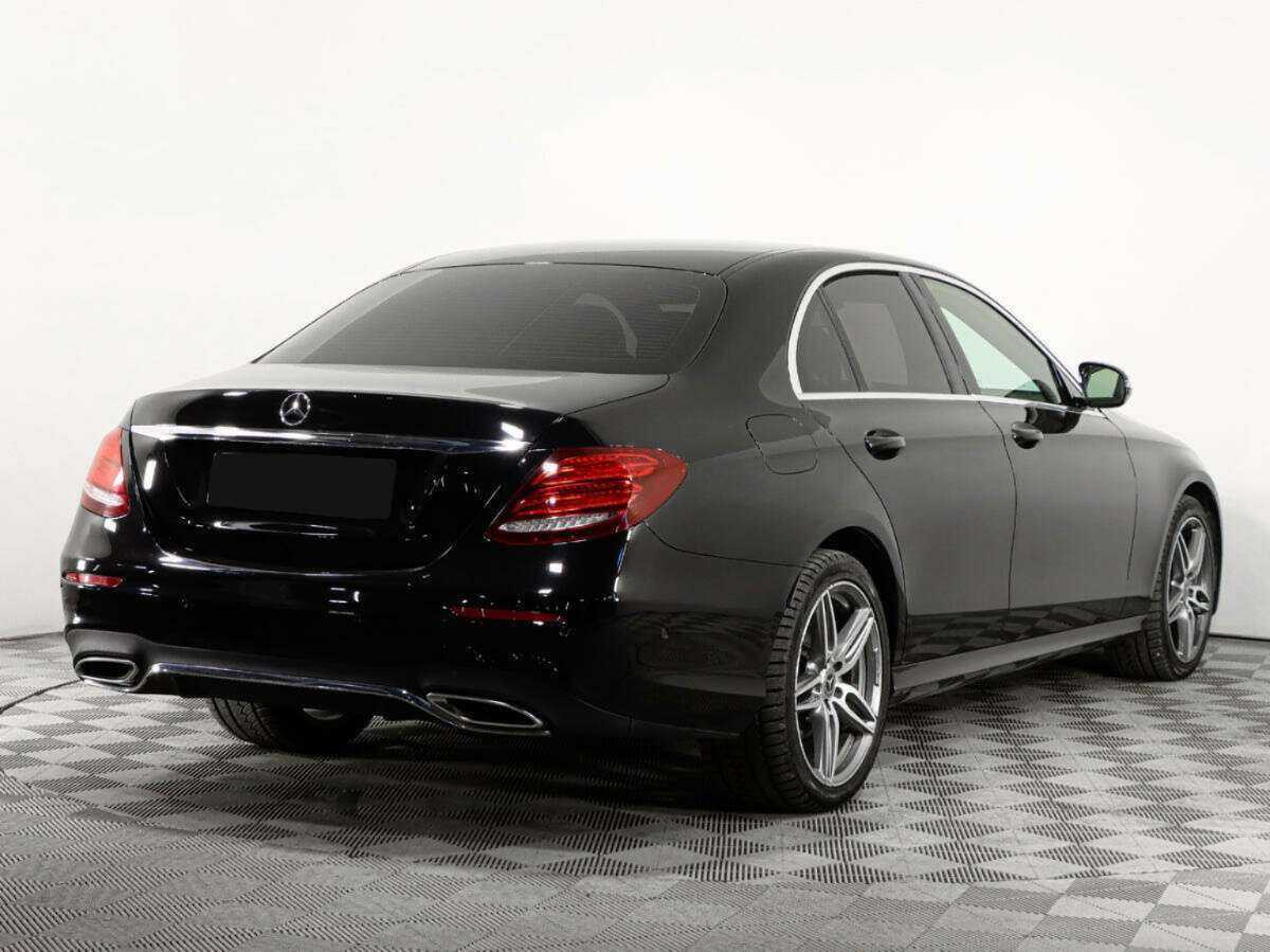 Mercedes-Benz E-Класс 2019 года с пробегом. Фото: #4