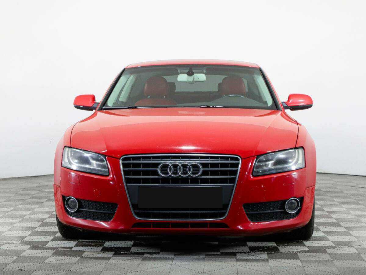 Audi A5 2010 года с пробегом. Фото: #1