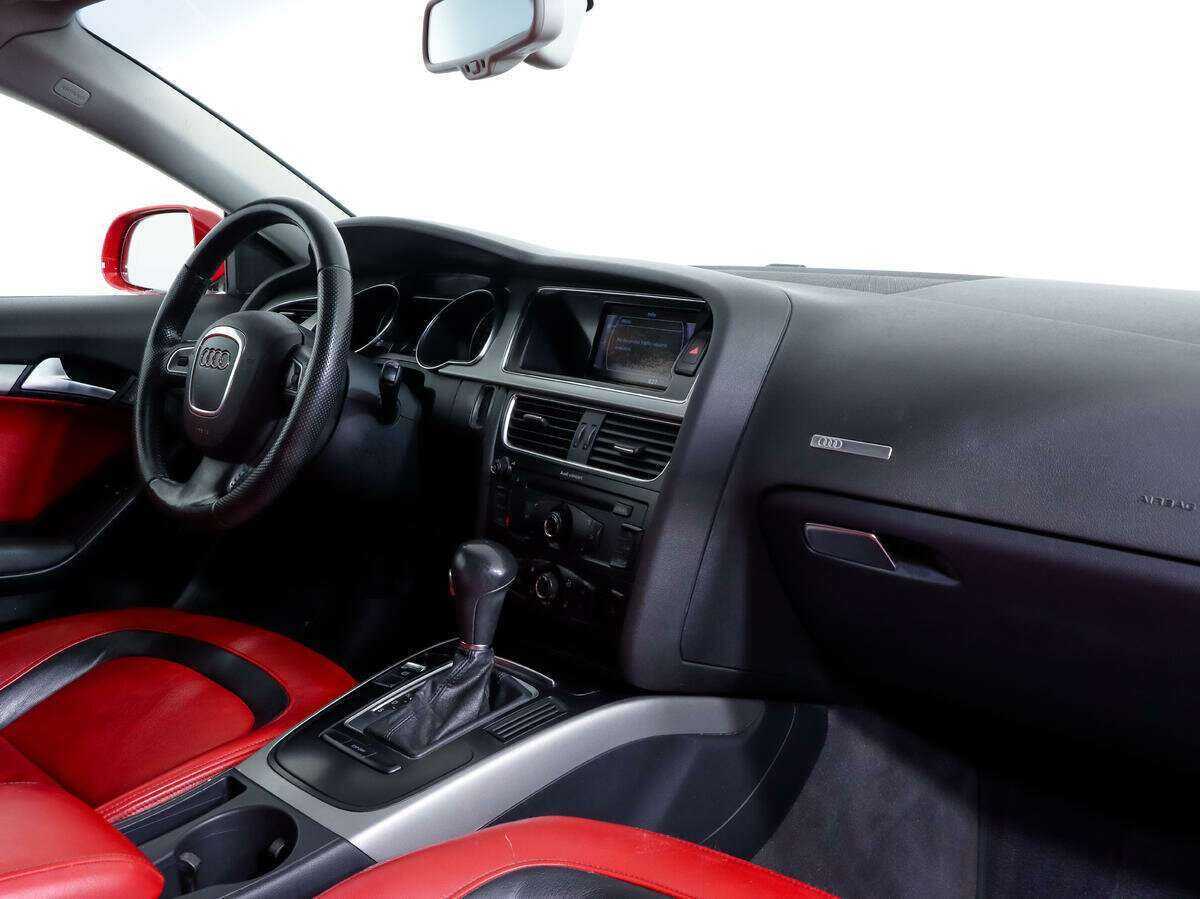 Audi A5 2010 года с пробегом. Фото: #8