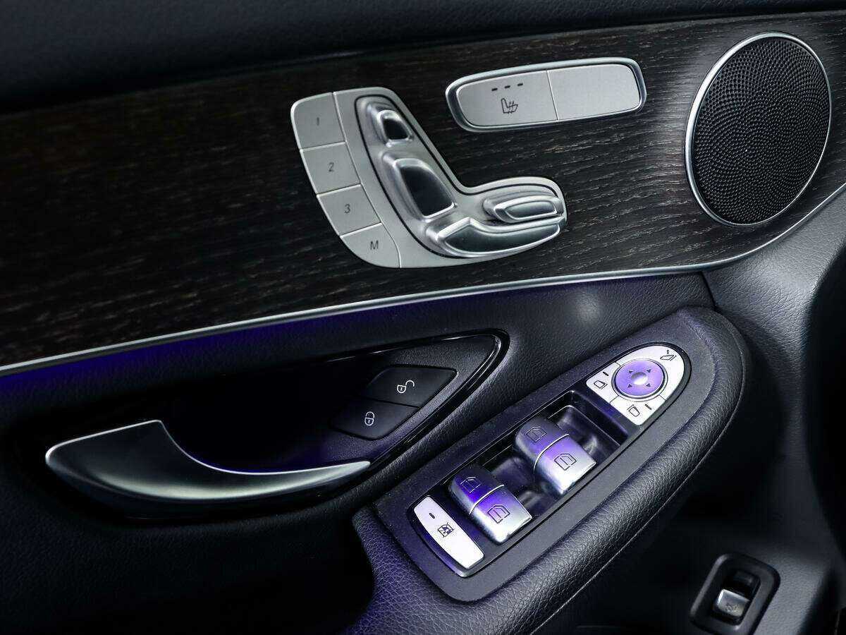 Mercedes-Benz GLC 2019 года с пробегом. Фото: #16