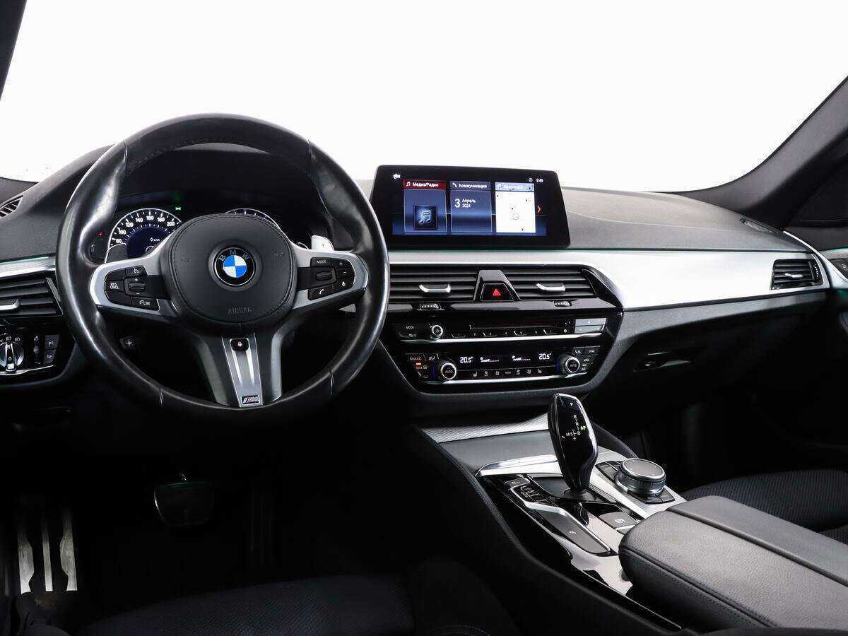 BMW 5 серии 2017 года с пробегом. Фото: #8