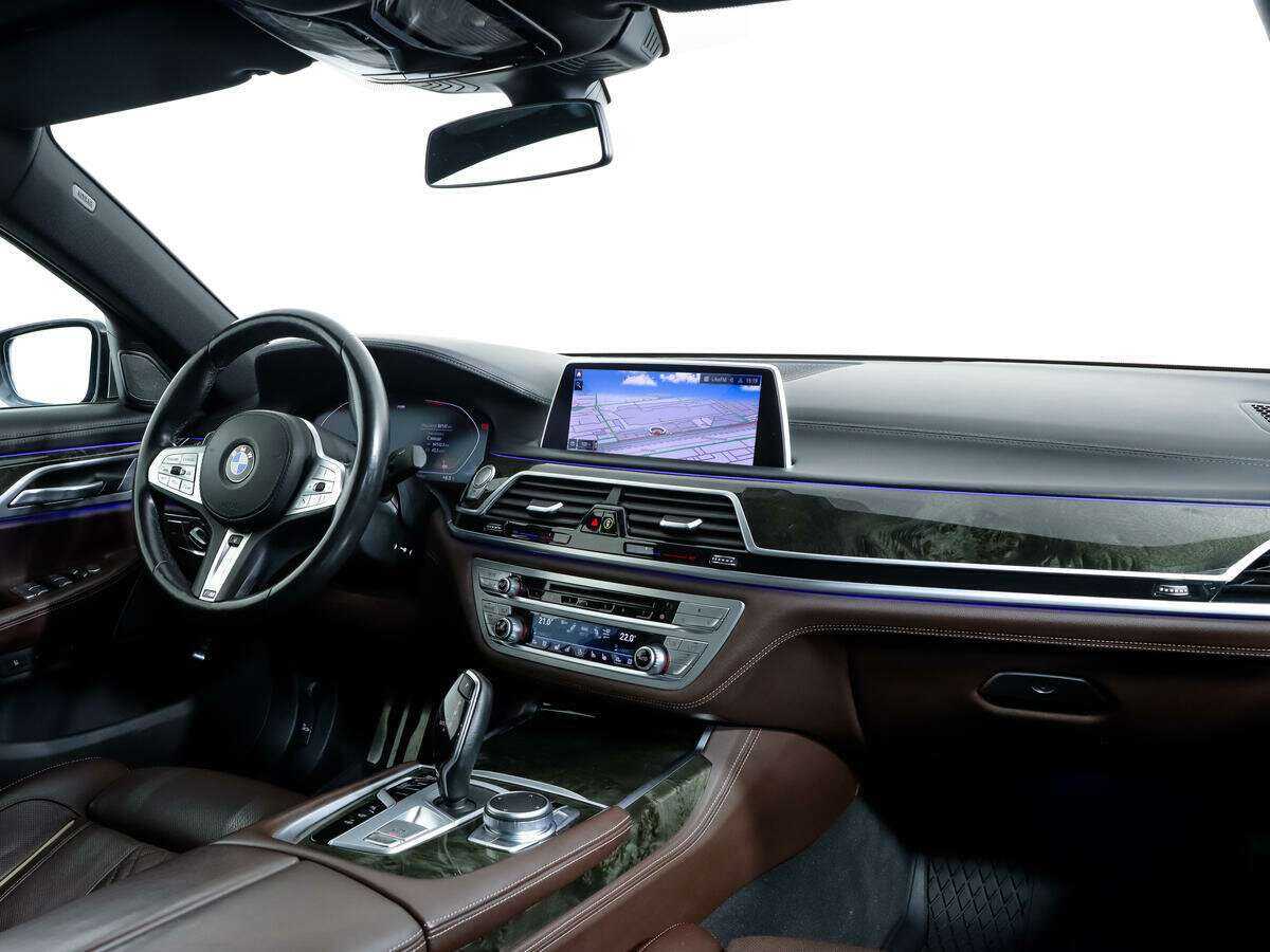 BMW 7 серии 2020 года с пробегом. Фото: #6