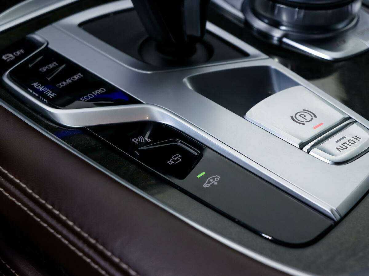 BMW 7 серии 2020 года с пробегом. Фото: #13