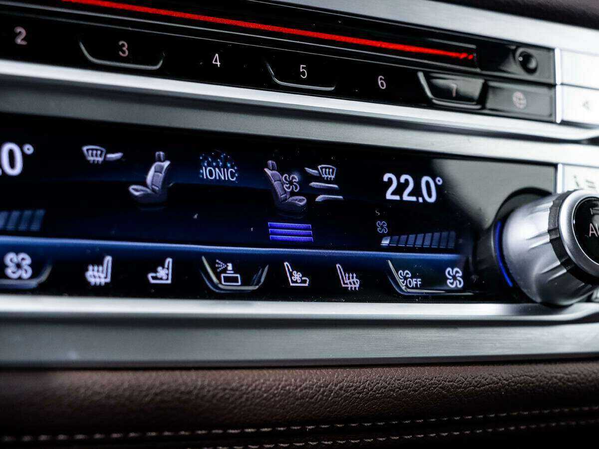 BMW 7 серии 2020 года с пробегом. Фото: #17