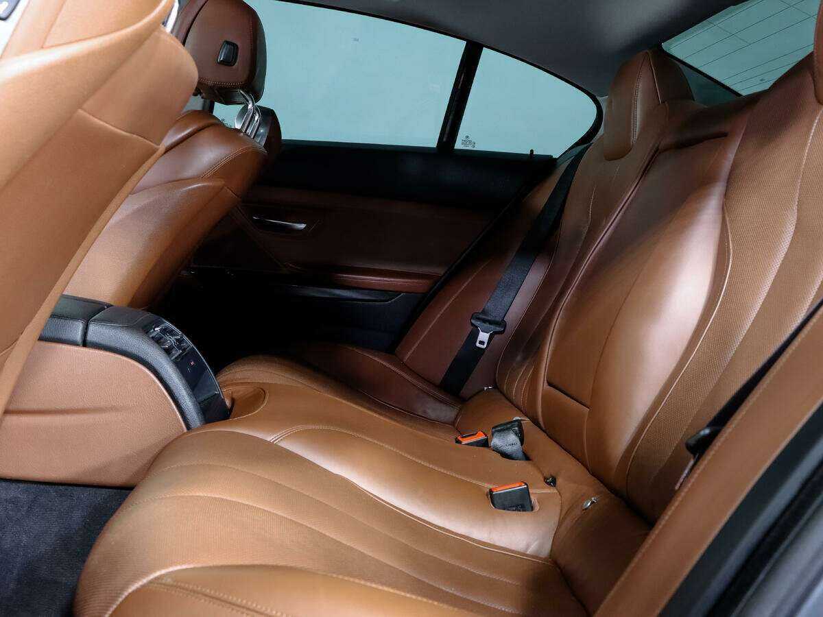 BMW 6 серии 2013 года с пробегом. Фото: #10