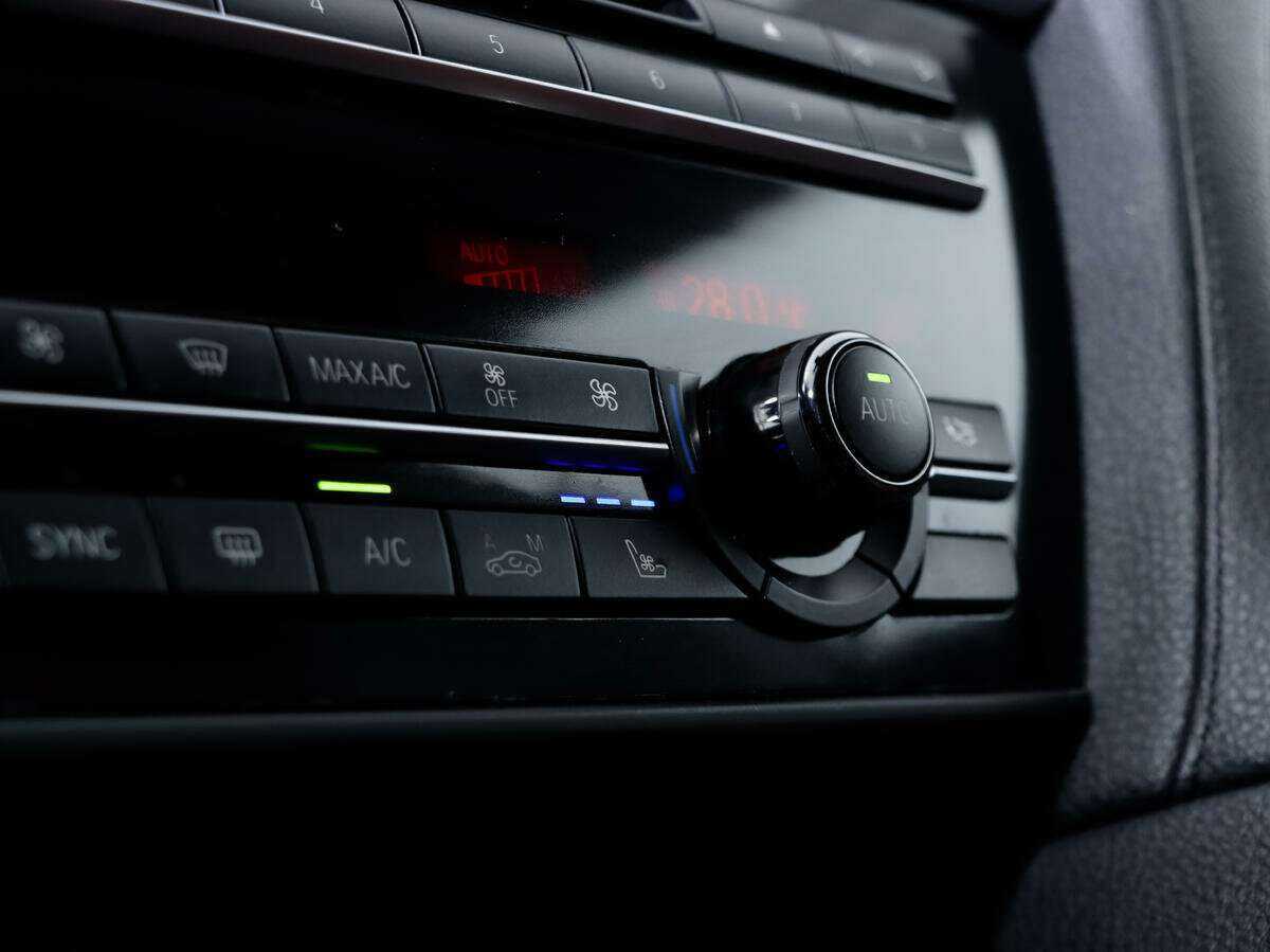 BMW 6 серии 2013 года с пробегом. Фото: #15