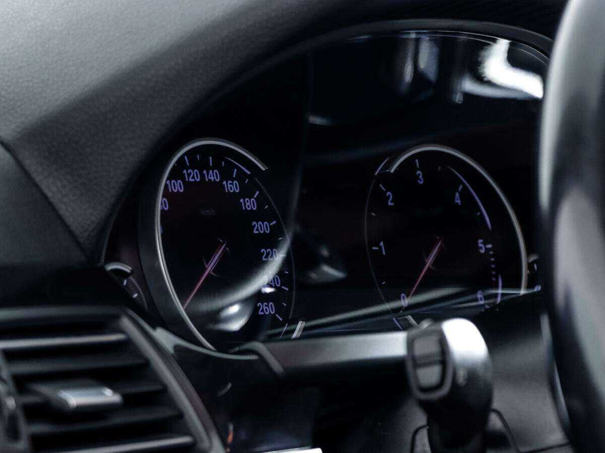 BMW 6 серии 2013 года с пробегом. Фото: #21