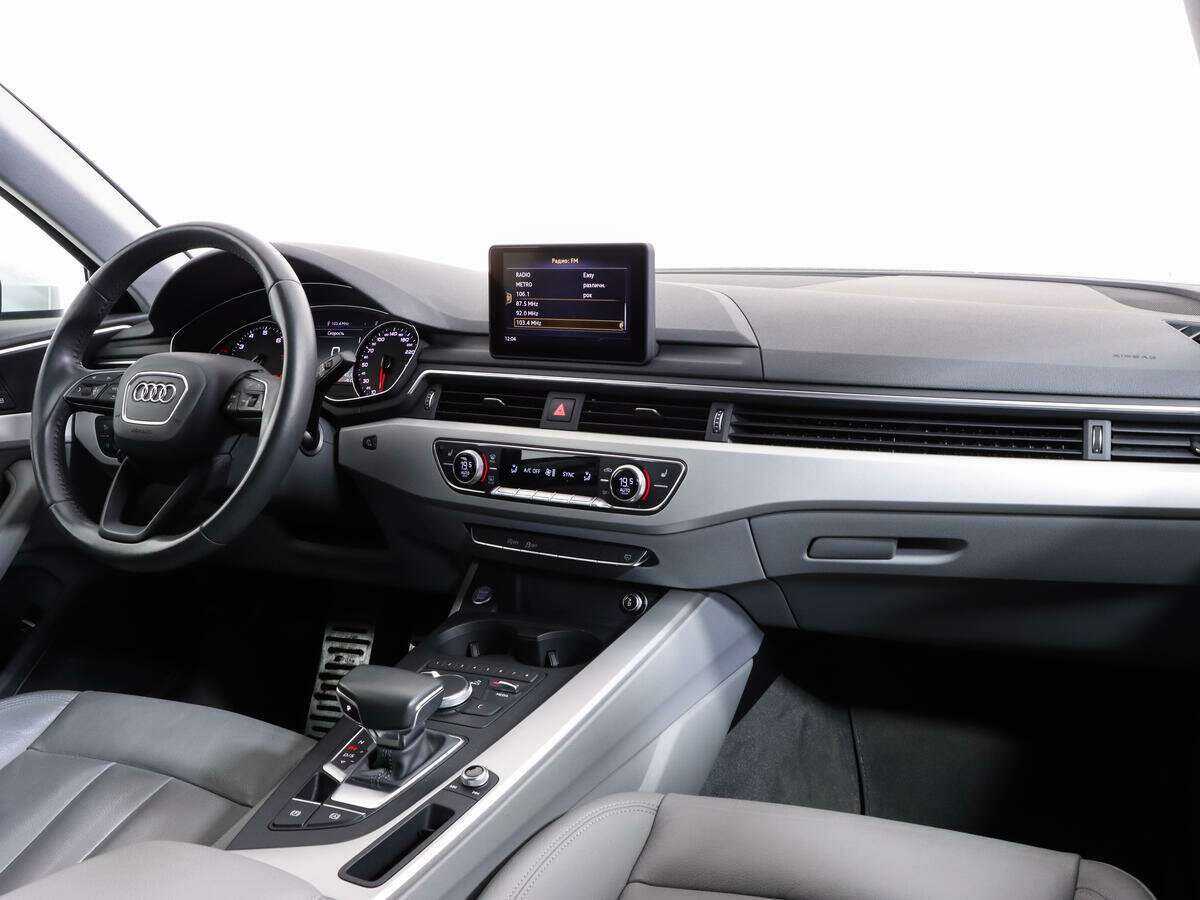 Audi A4 2019 года с пробегом. Фото: #6