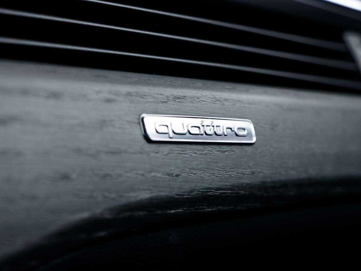 Audi A4 2019 года с пробегом. Фото: #14