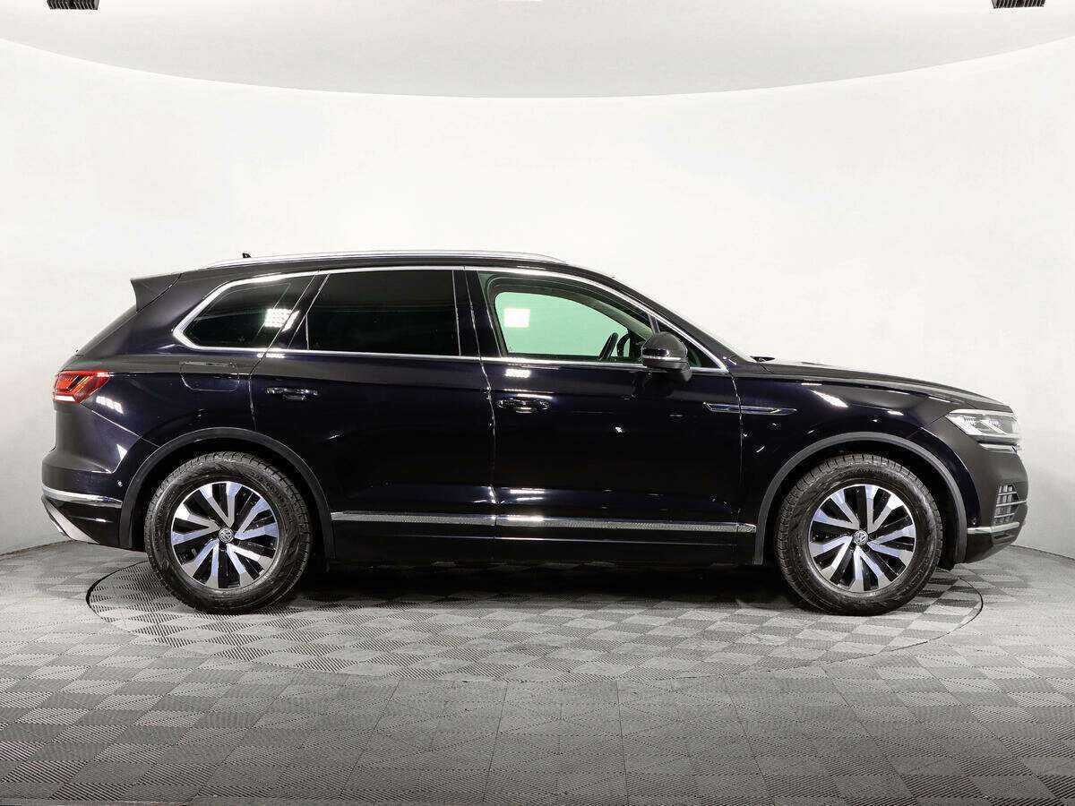 Volkswagen Touareg 2021 года с пробегом. Фото: #3