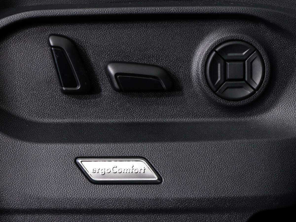 Volkswagen Touareg 2021 года с пробегом. Фото: #19