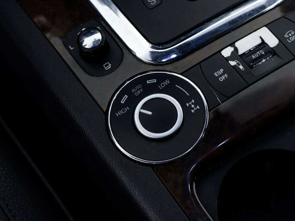 Volkswagen Touareg 2006 года с пробегом. Фото: #9