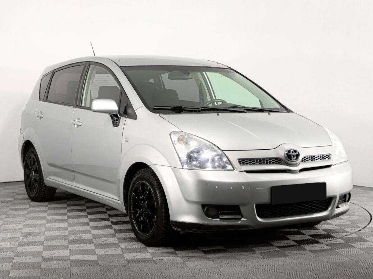 Toyota Corolla Verso 2006 года с пробегом. Фото: #2