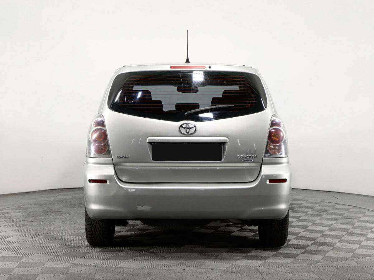 Toyota Corolla Verso 2006 года с пробегом. Фото: #5