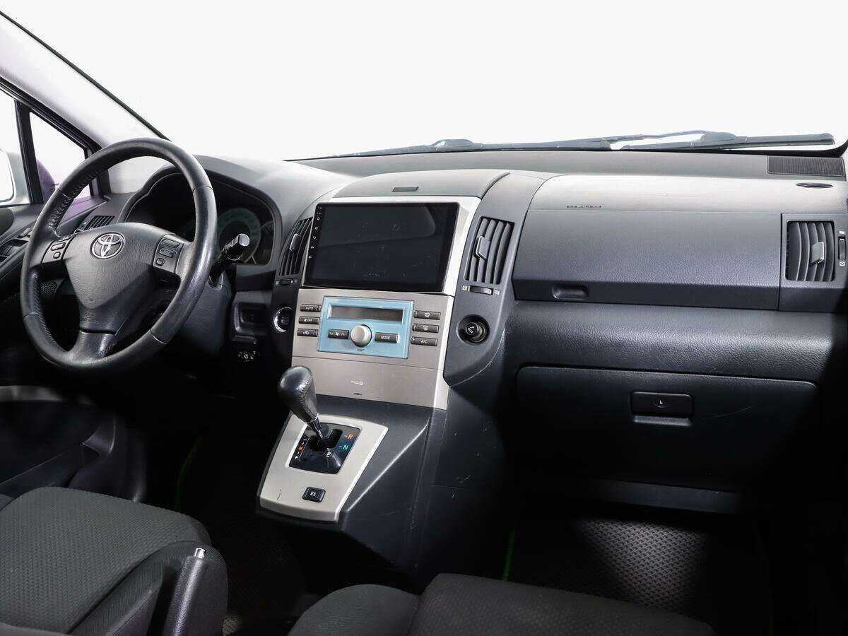 Toyota Corolla Verso 2006 года с пробегом. Фото: #8