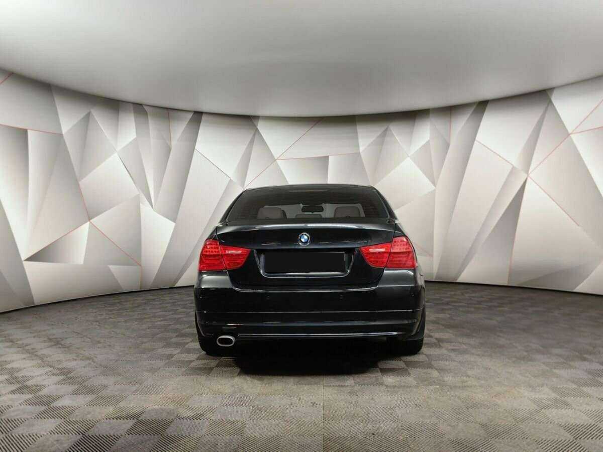 BMW 3 серии 2010 года с пробегом. Фото: #7