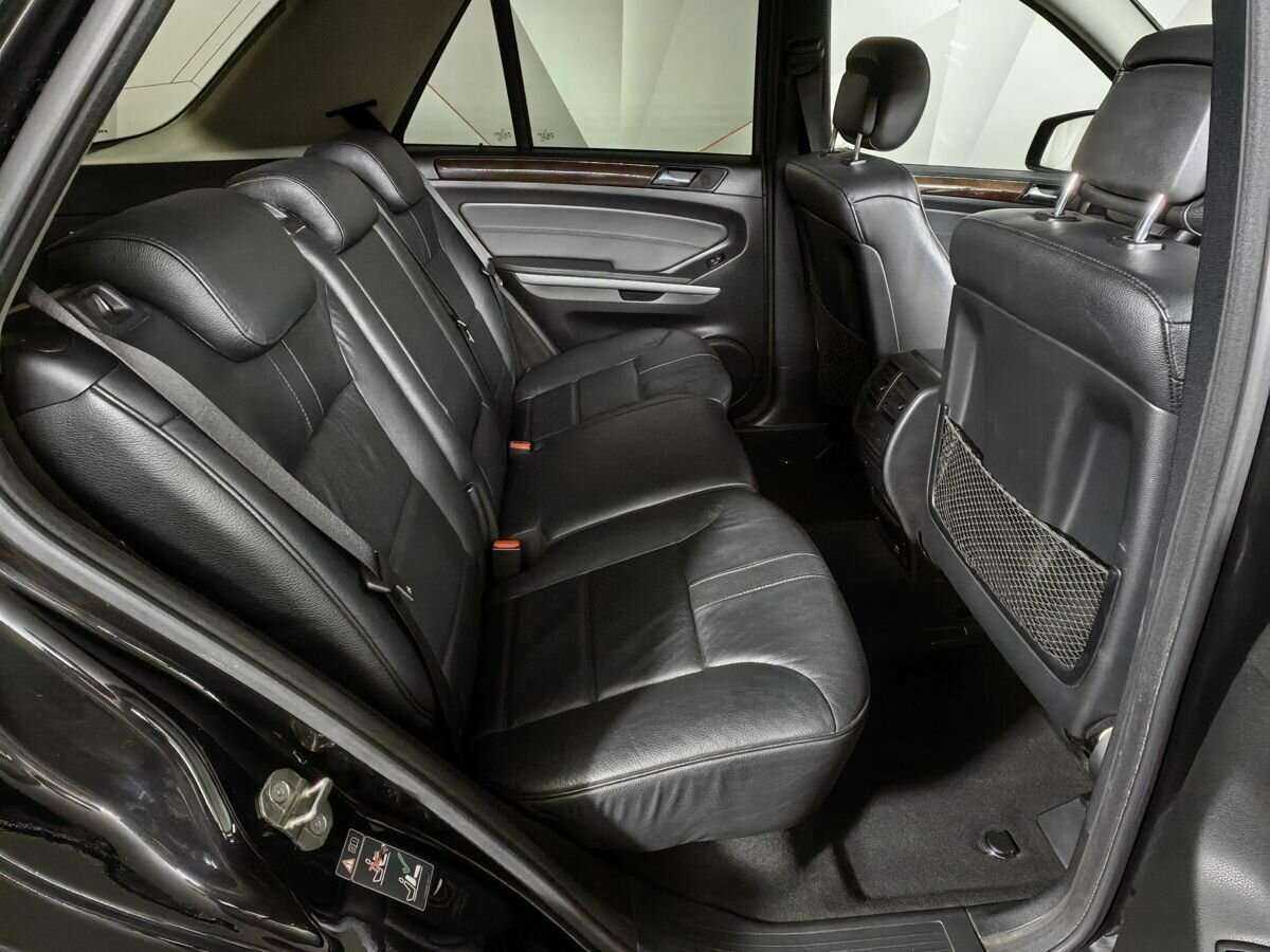 Mercedes-Benz M-Класс 2010 года с пробегом. Фото: #11