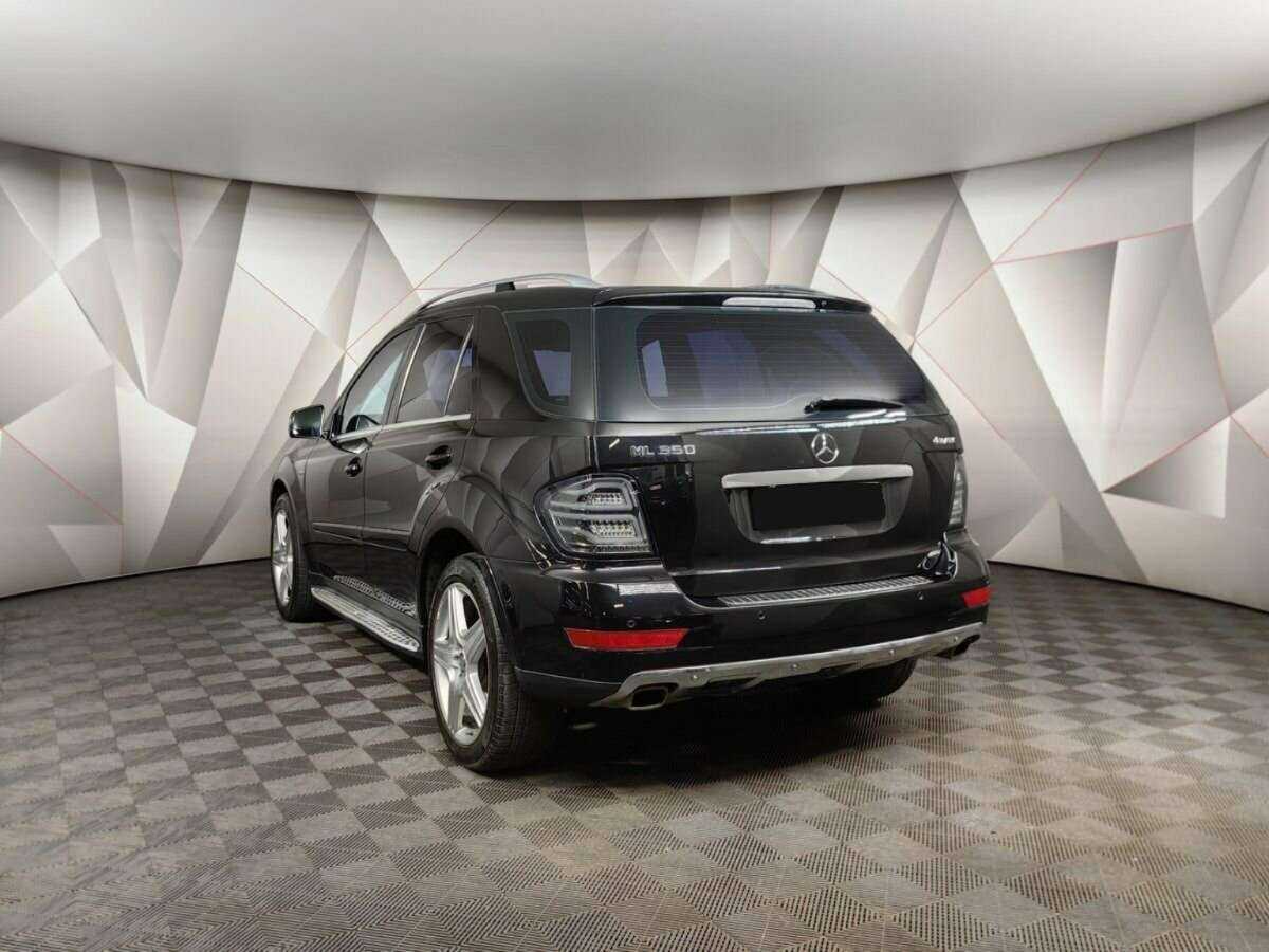 Mercedes-Benz M-Класс 2011 года с пробегом. Фото: #3