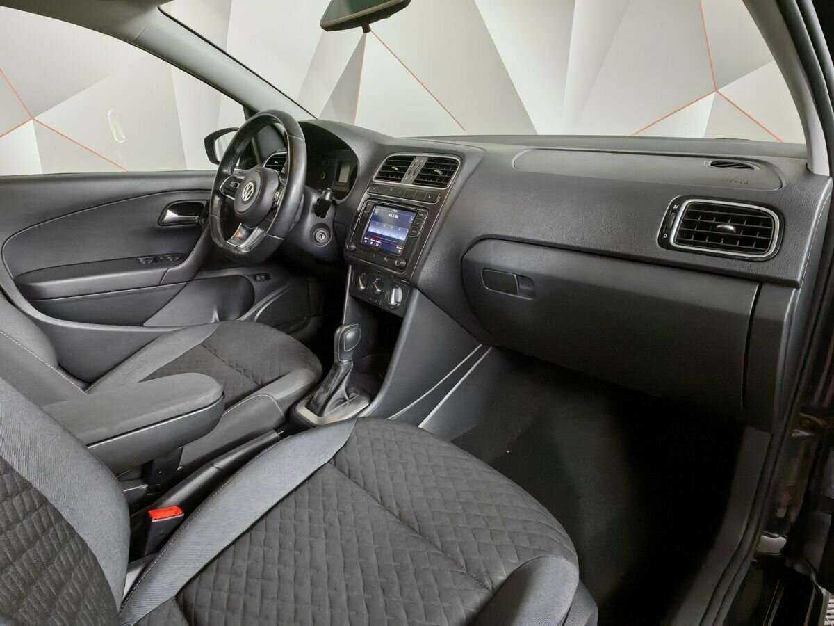 Б/У Фольксваген Поло 2018 года. Фото: #8