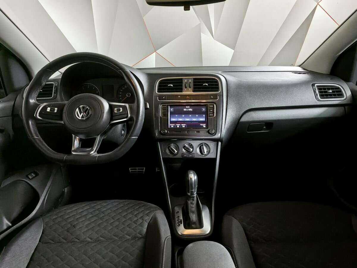 Б/У Фольксваген Поло 2018 года. Фото: #9