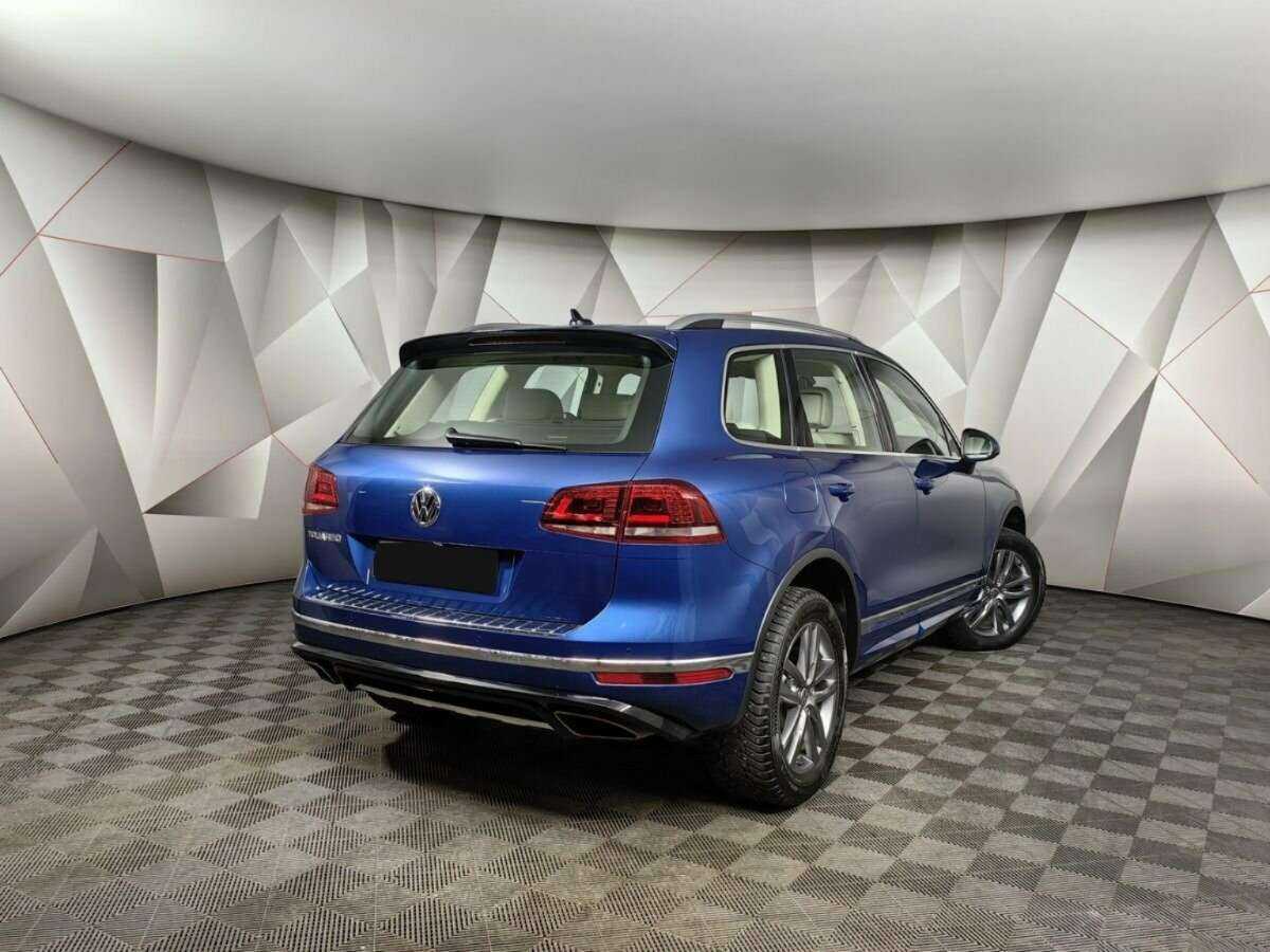 Volkswagen Touareg 2016 года с пробегом. Фото: #1