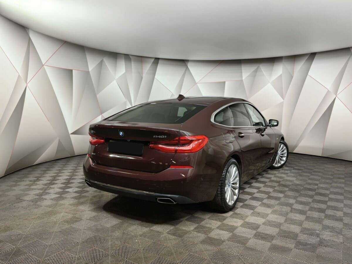 BMW 6 серии 2018 года с пробегом. Фото: #1