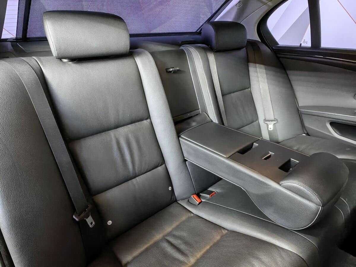 BMW 5 серии 2009 года с пробегом. Фото: #12