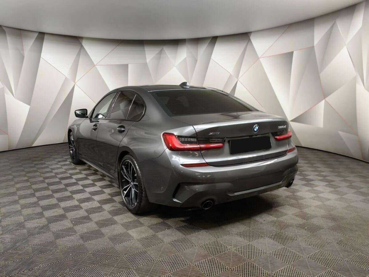 BMW 3 серии 2021 года с пробегом. Фото: #3