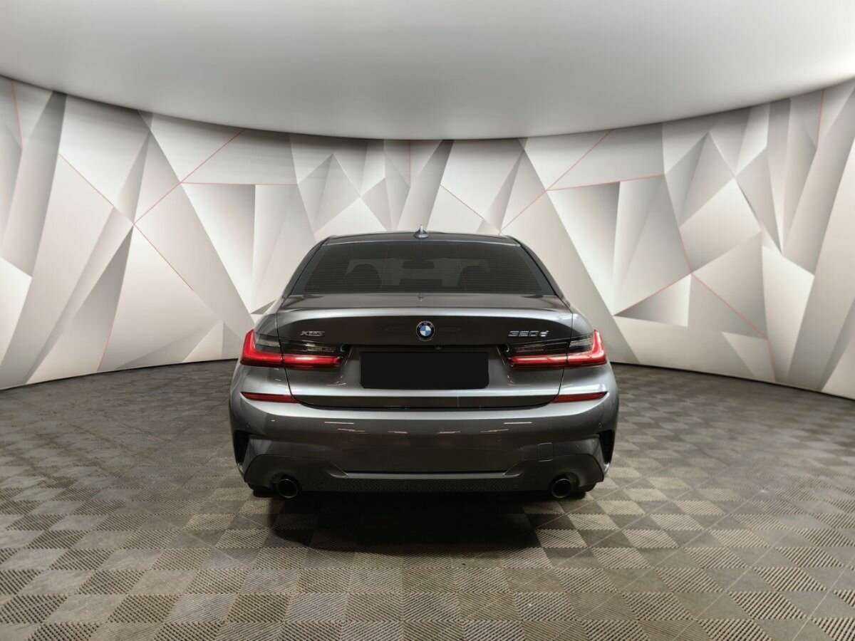 BMW 3 серии 2021 года с пробегом. Фото: #7