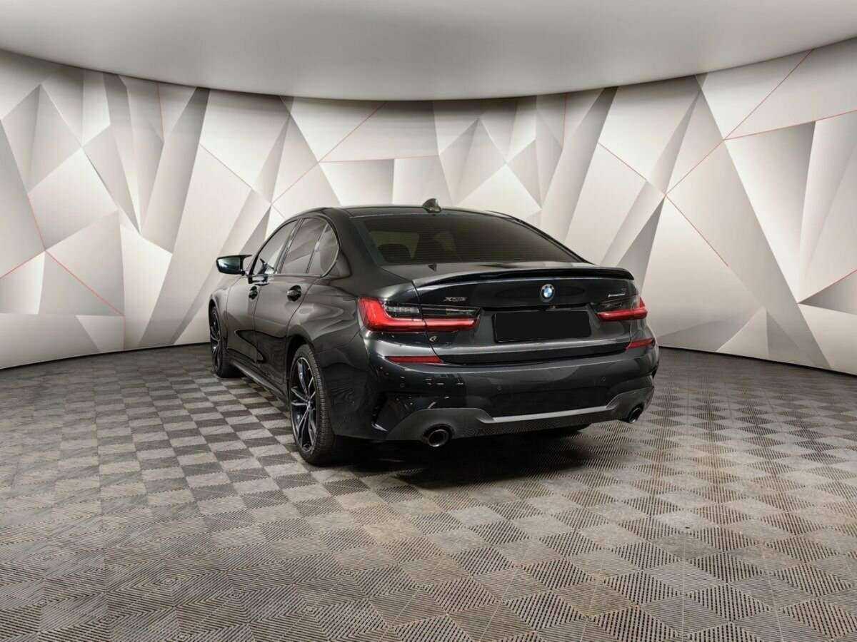 BMW 3 серии 2020 года с пробегом. Фото: #2