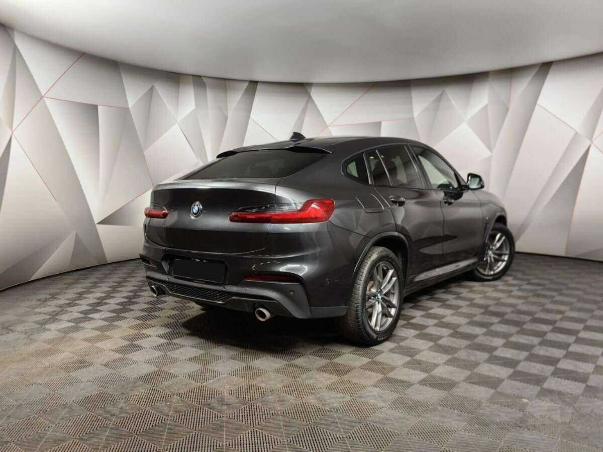 BMW X4 2018 года с пробегом. Фото: #1