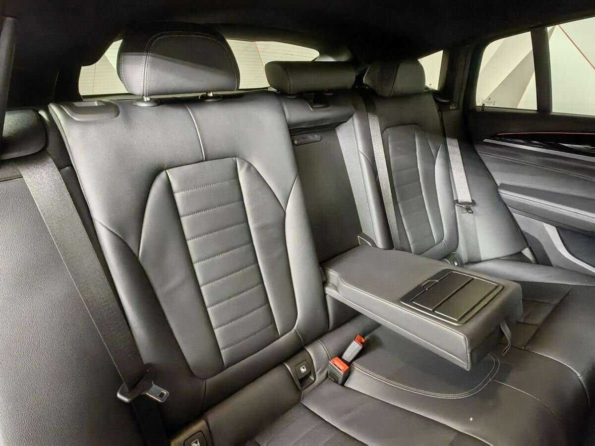 BMW X4 2018 года с пробегом. Фото: #10