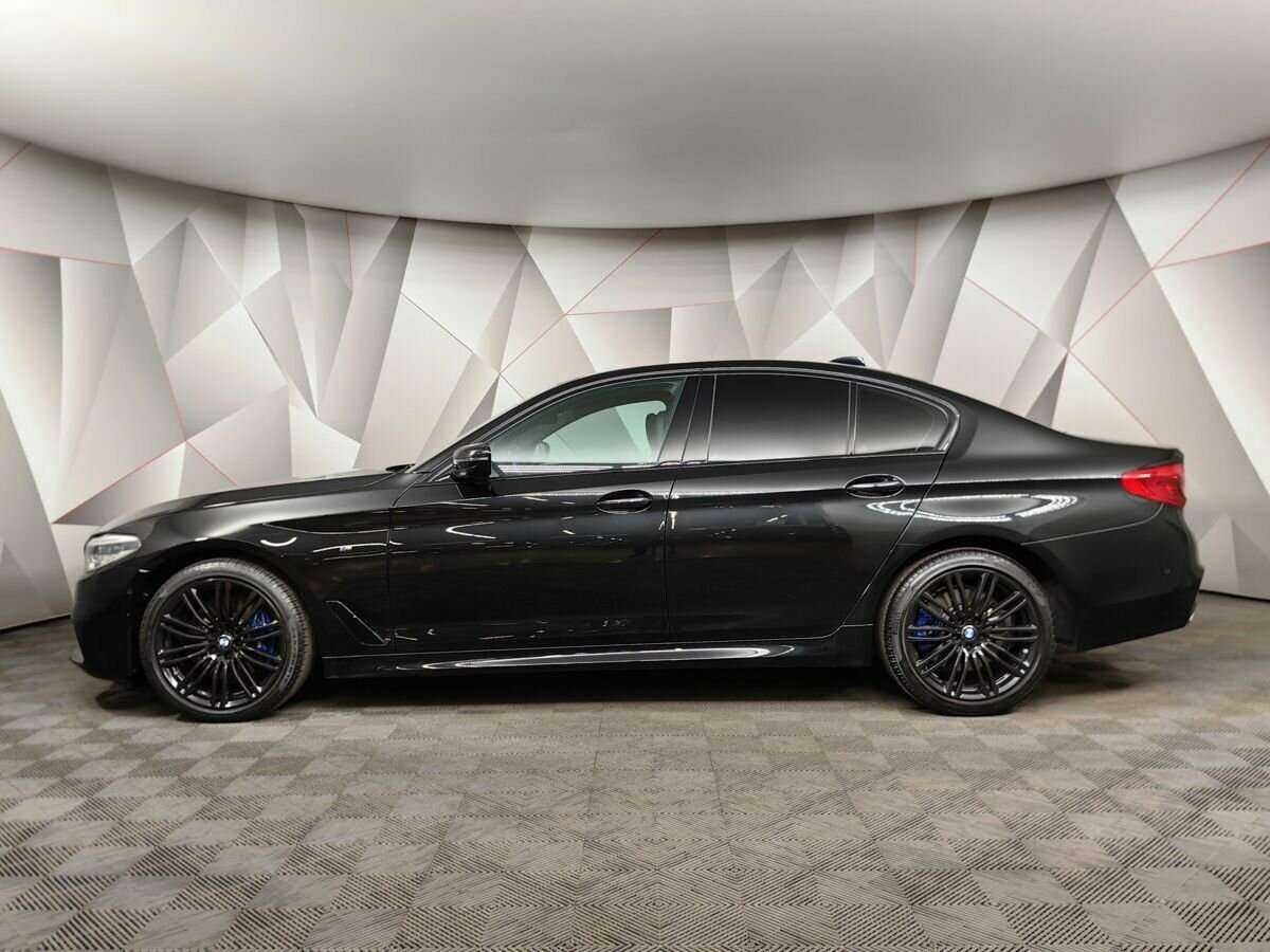 BMW 5 серии 2018 года с пробегом. Фото: #4