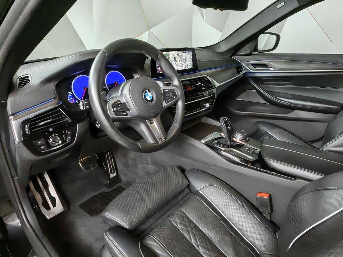BMW 5 серии 2018 года с пробегом. Фото: #13