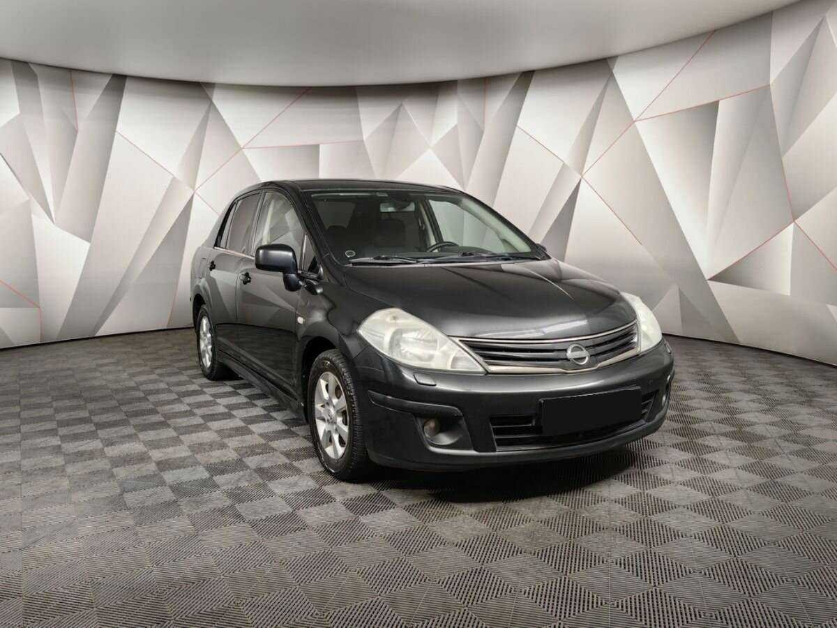 Nissan Tiida 2010 года с пробегом. Фото: #2