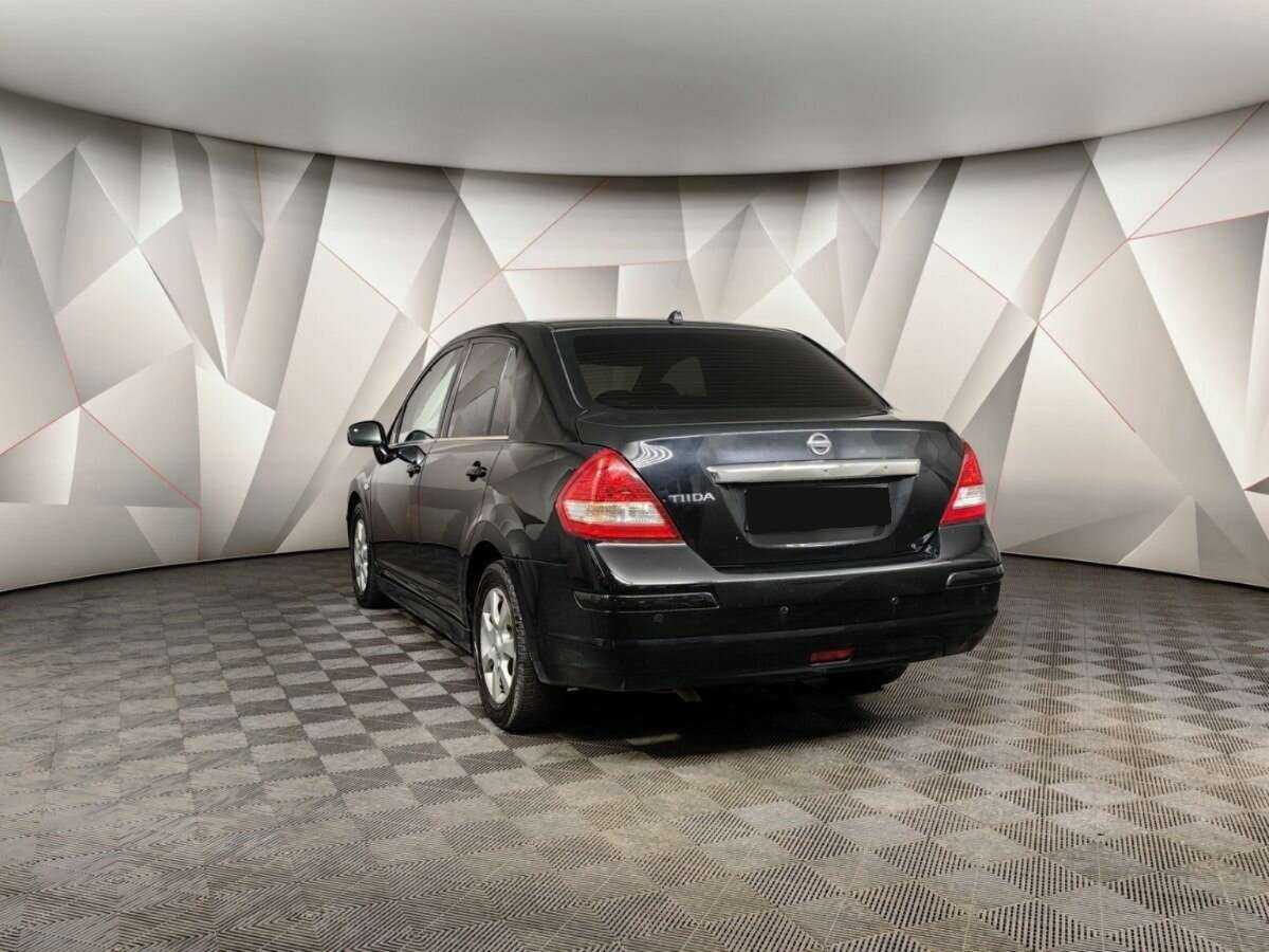 Nissan Tiida 2010 года с пробегом. Фото: #3