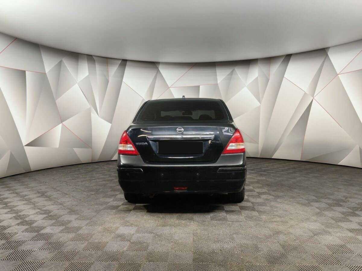 Nissan Tiida 2010 года с пробегом. Фото: #7