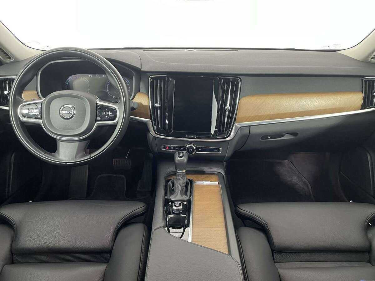 Volvo S90 2017 года с пробегом. Фото: #6