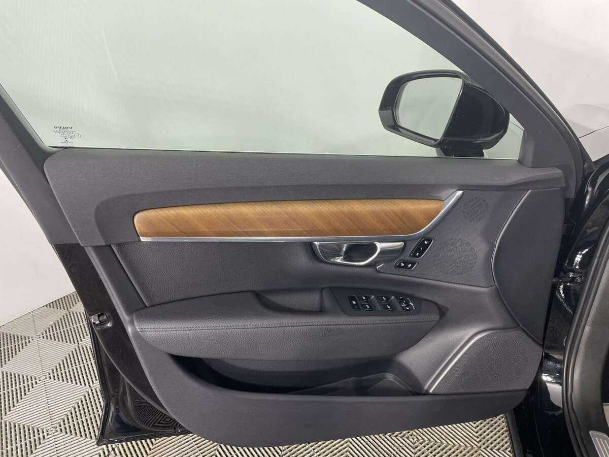 Volvo S90 2017 года с пробегом. Фото: #7