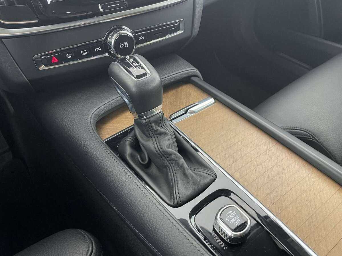 Volvo S90 2017 года с пробегом. Фото: #12